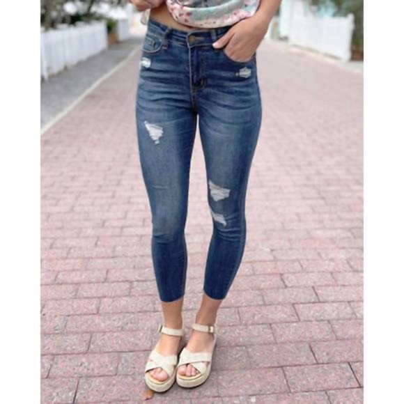 NWT Grace and Lace Repurposed Cropped Distressed Denim in Dark Mid Wash Size 14 - Picture 1 of 8